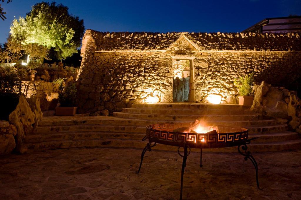 Masseria Quis Ut Deus Crispiano Dış mekan fotoğraf